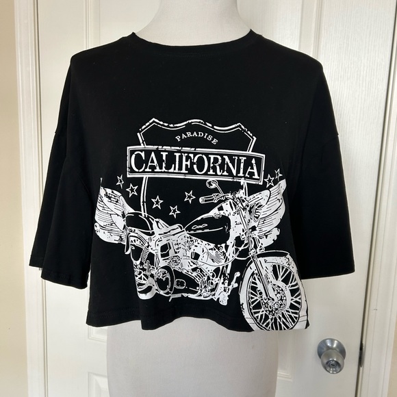 Shein California crop top - Picture 1 of 3